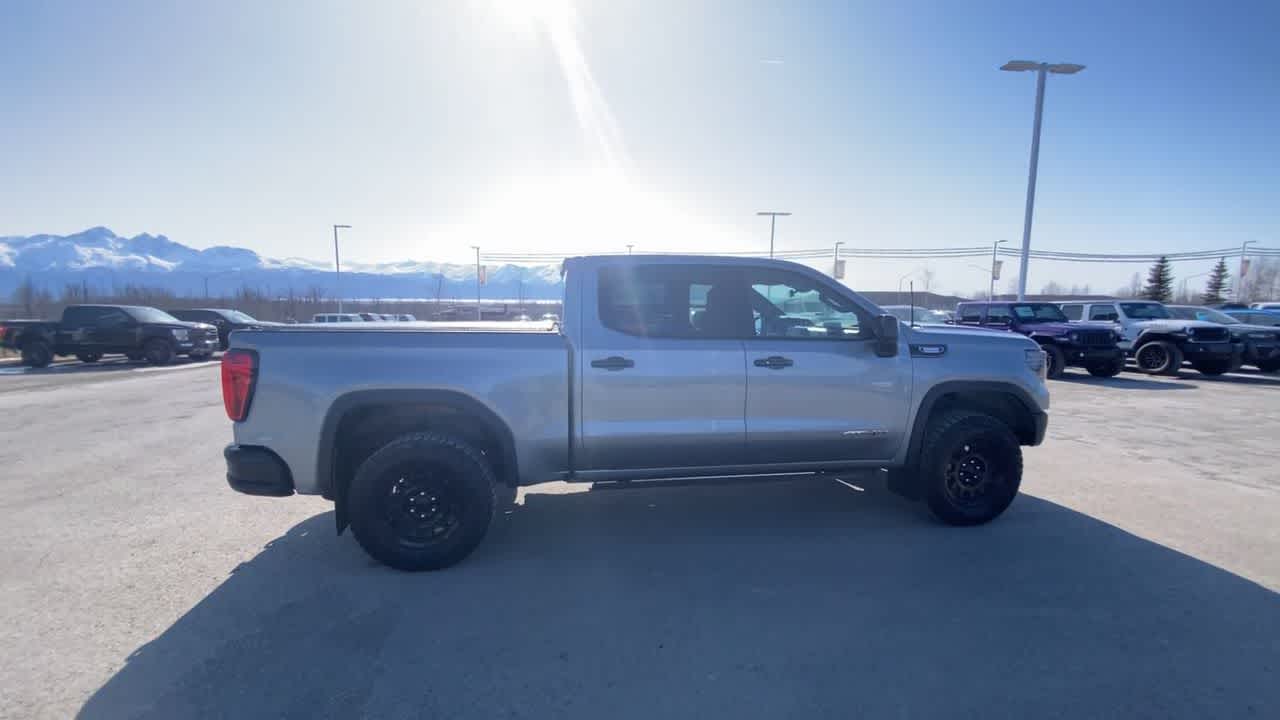 Thumbnail: 2024 GMC Sierra 1500 - 9