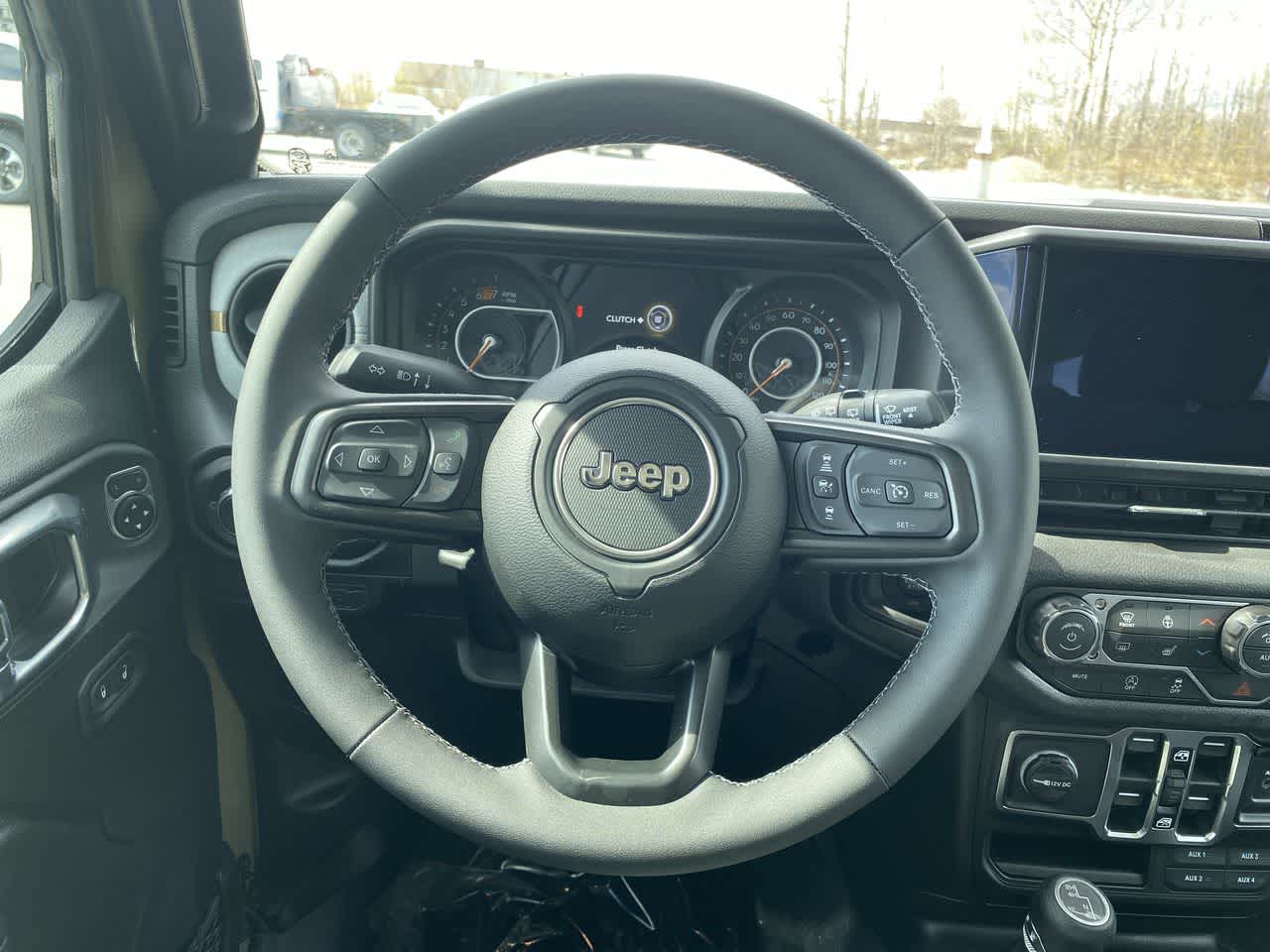 Thumbnail: 2026 Jeep Gladiator - 14