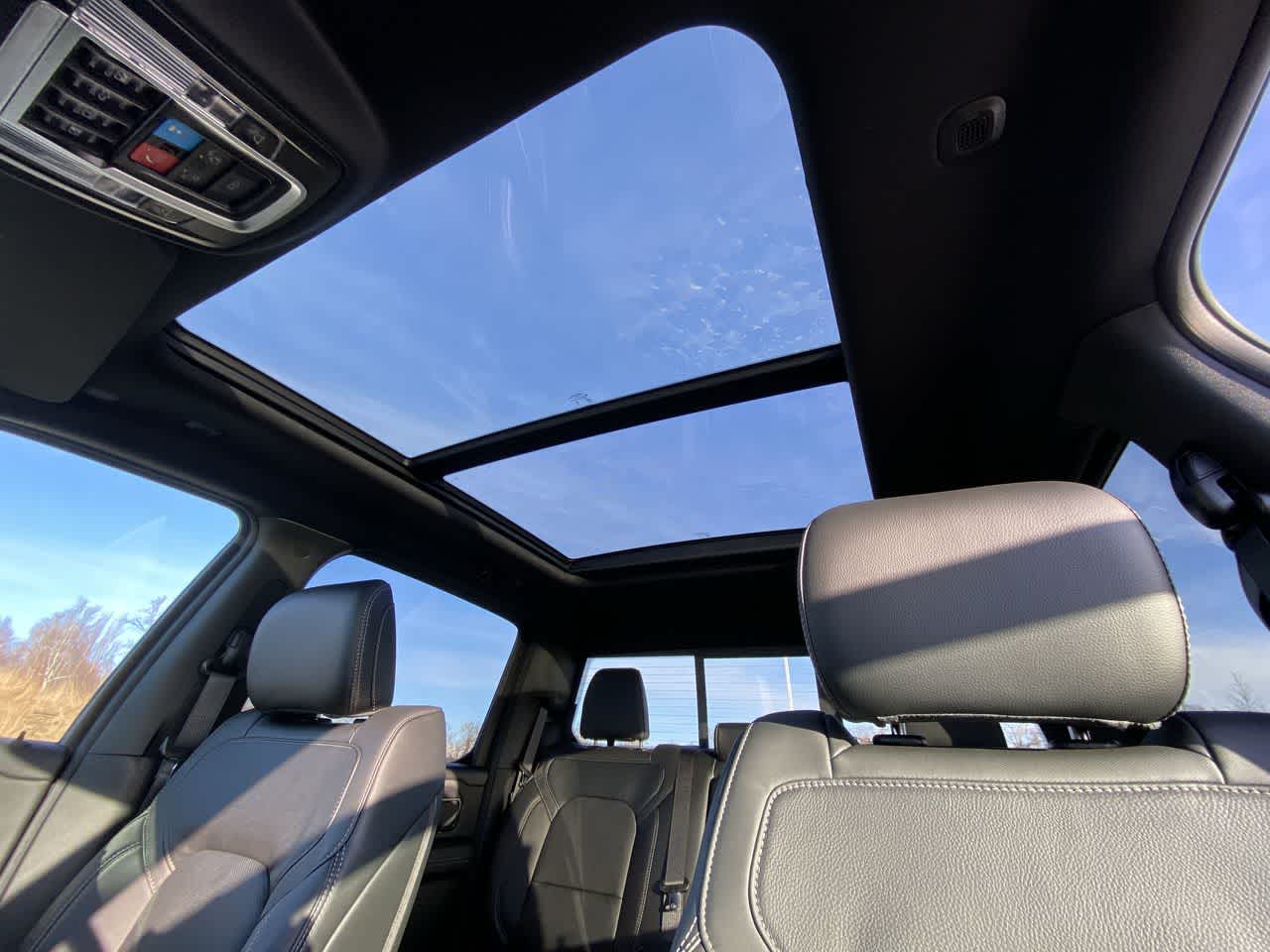 Thumbnail: 2025 RAM 1500 - 29