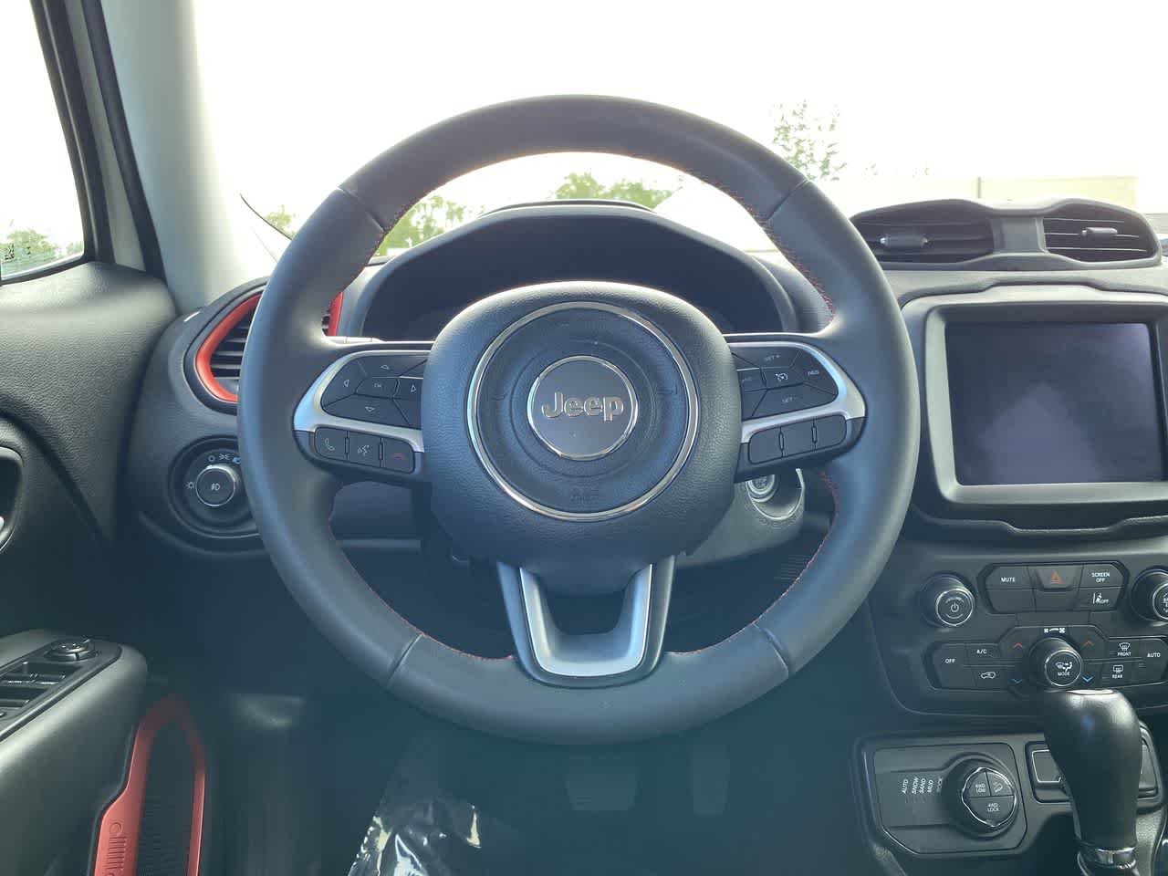 Thumbnail: 2023 Jeep Renegade - 14