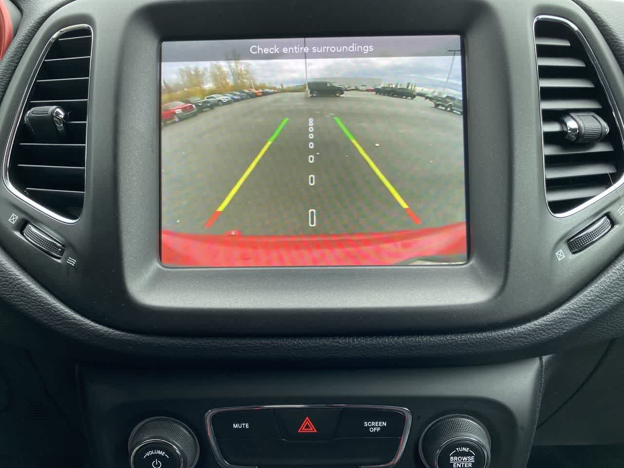 Thumbnail: 2020 Jeep Compass - 17