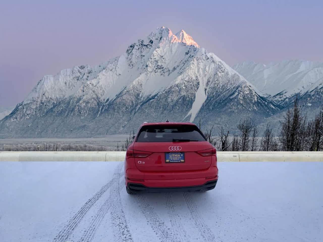 Thumbnail: 2024 Audi Q3 - 4