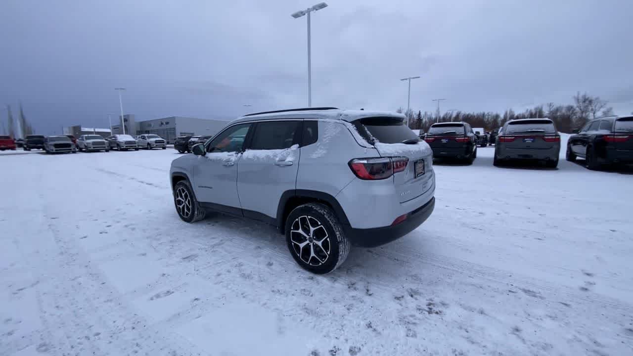 2026 Jeep Compass Limited - Photo 9