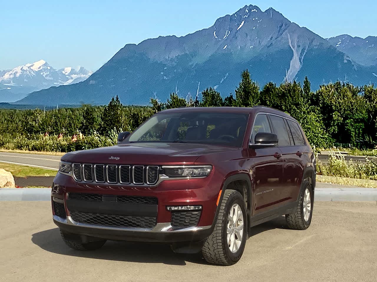Thumbnail: 2023 Jeep Grand Cherokee - 1