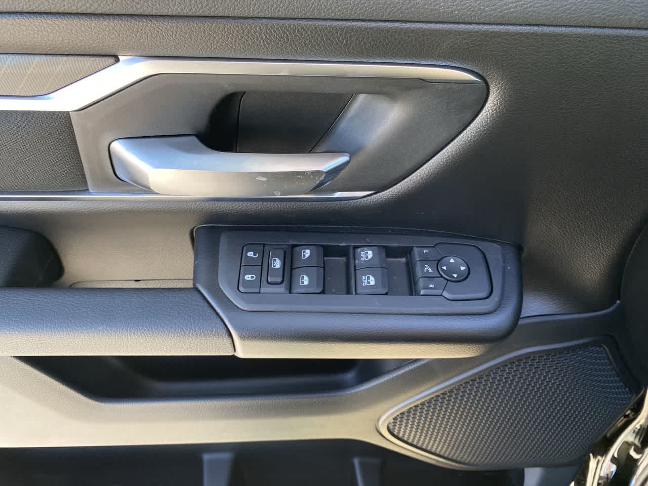 Thumbnail: 2026 RAM 1500 - 13