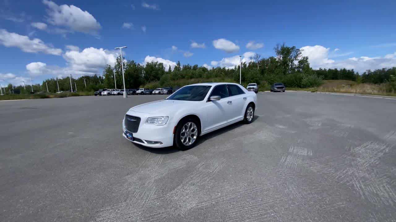 Thumbnail: 2017 Chrysler 300 - 9
