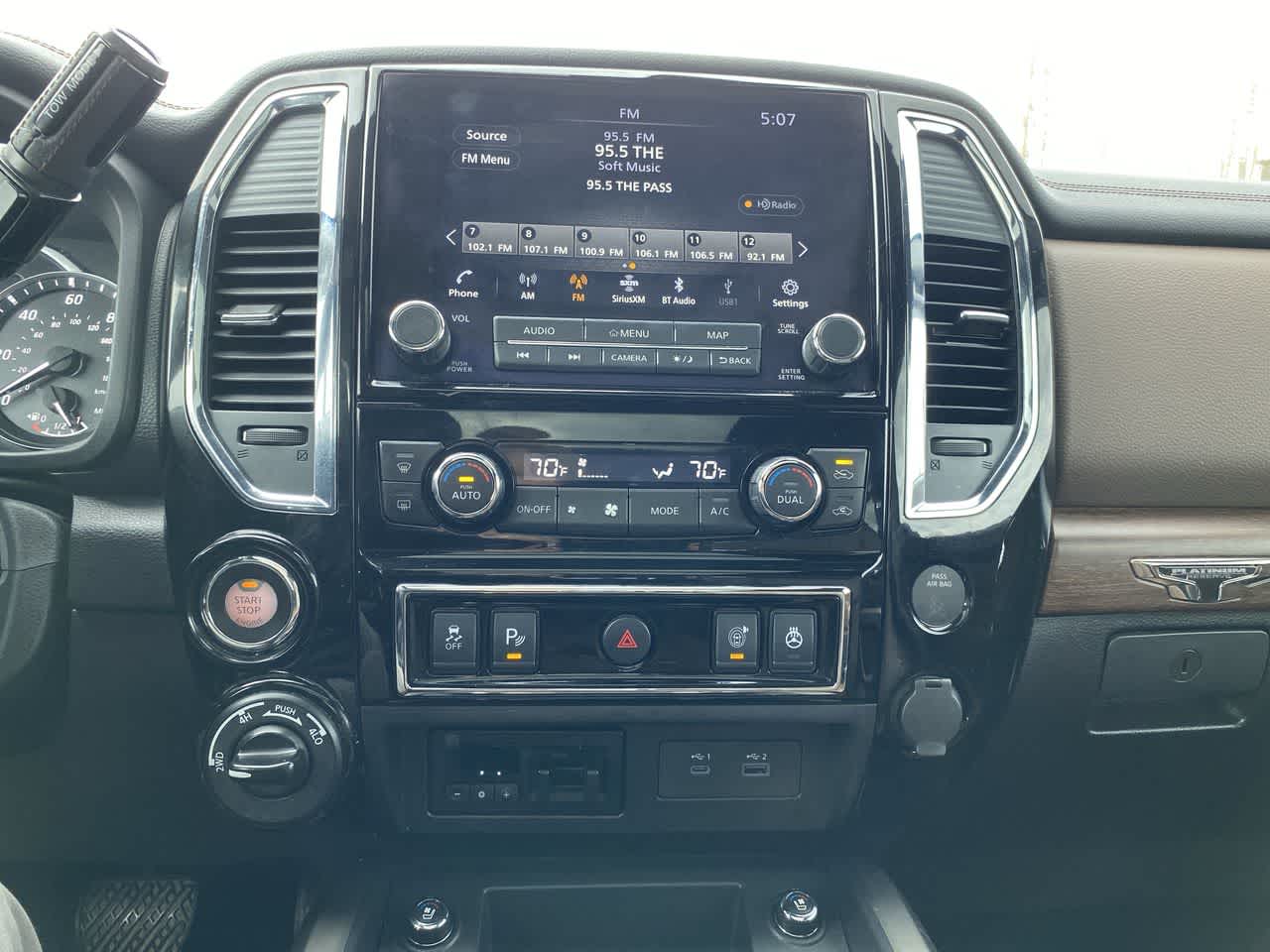 Thumbnail: 2021 Nissan Titan - 16