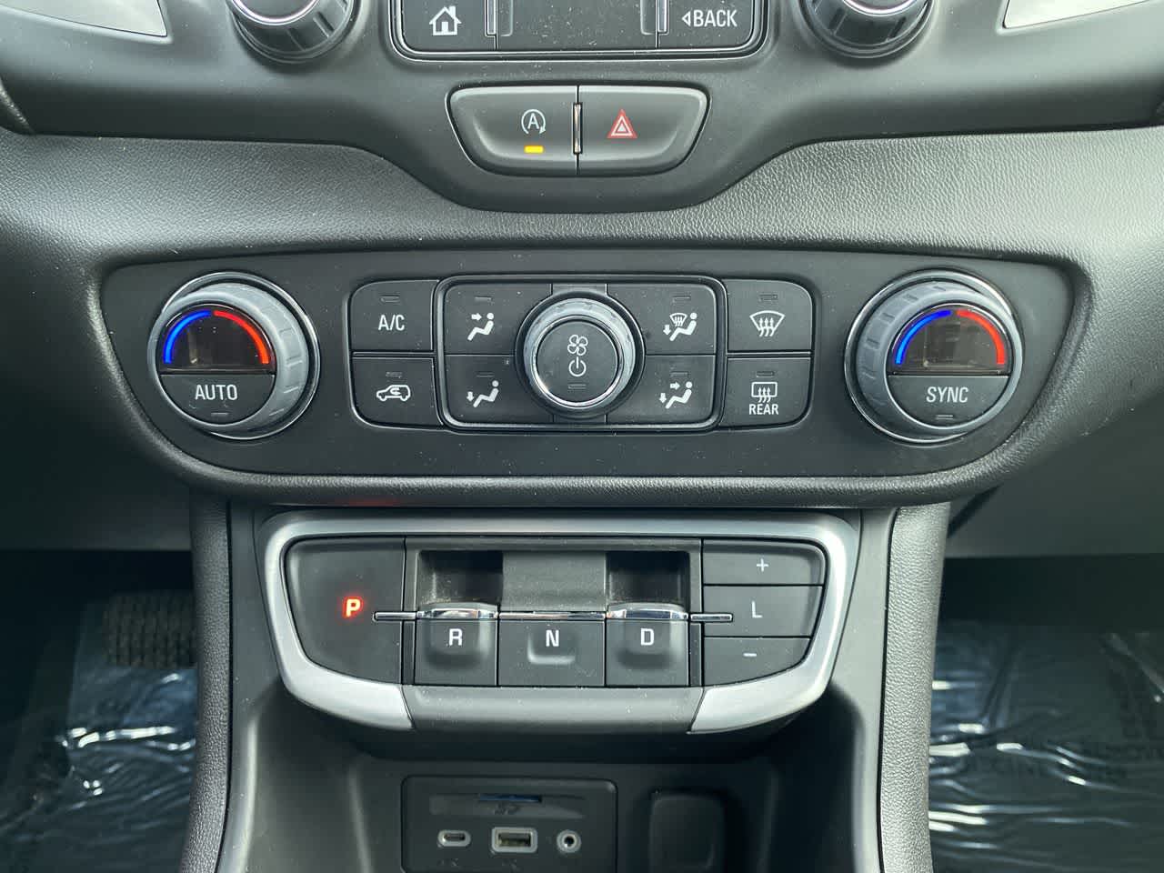 Thumbnail: 2024 GMC Terrain - 19