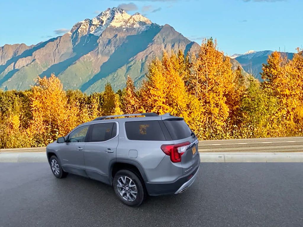 Used 2023 GMC Acadia SLT SUV