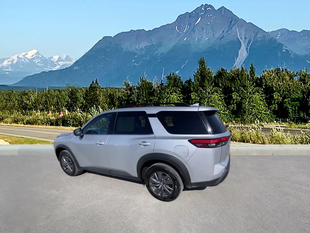 Thumbnail: 2024 Nissan Pathfinder - 3