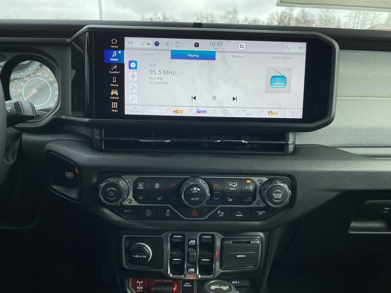 Thumbnail: 2026 Jeep Wrangler - 22