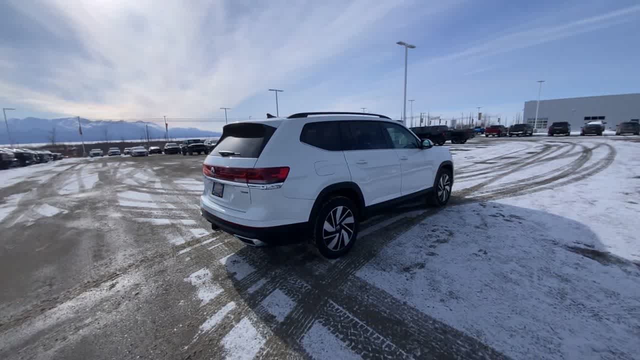 Thumbnail: 2025 Volkswagen Atlas - 13