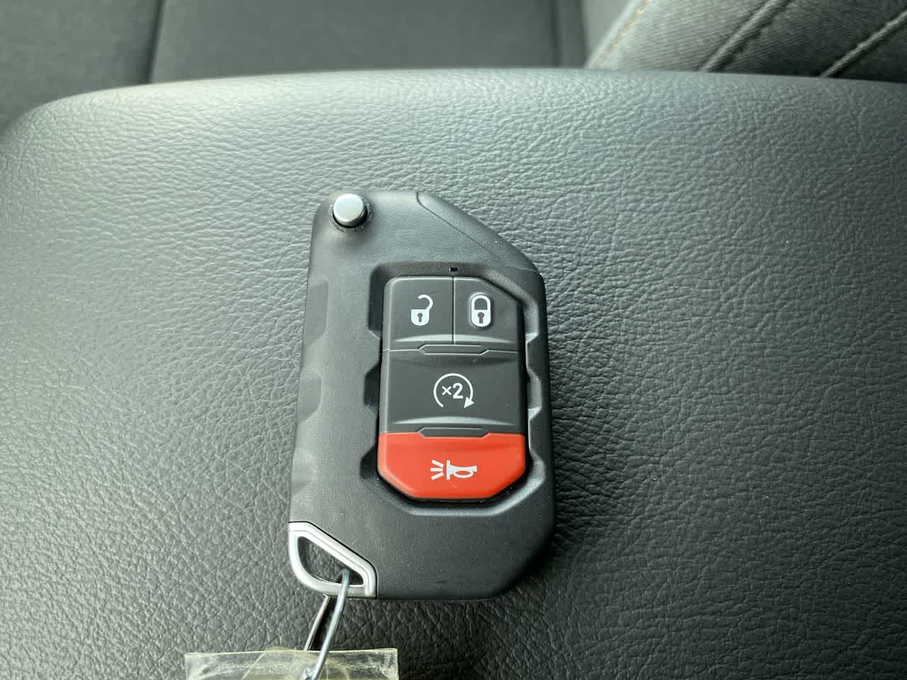 Thumbnail: 2025 Jeep Wrangler - 18