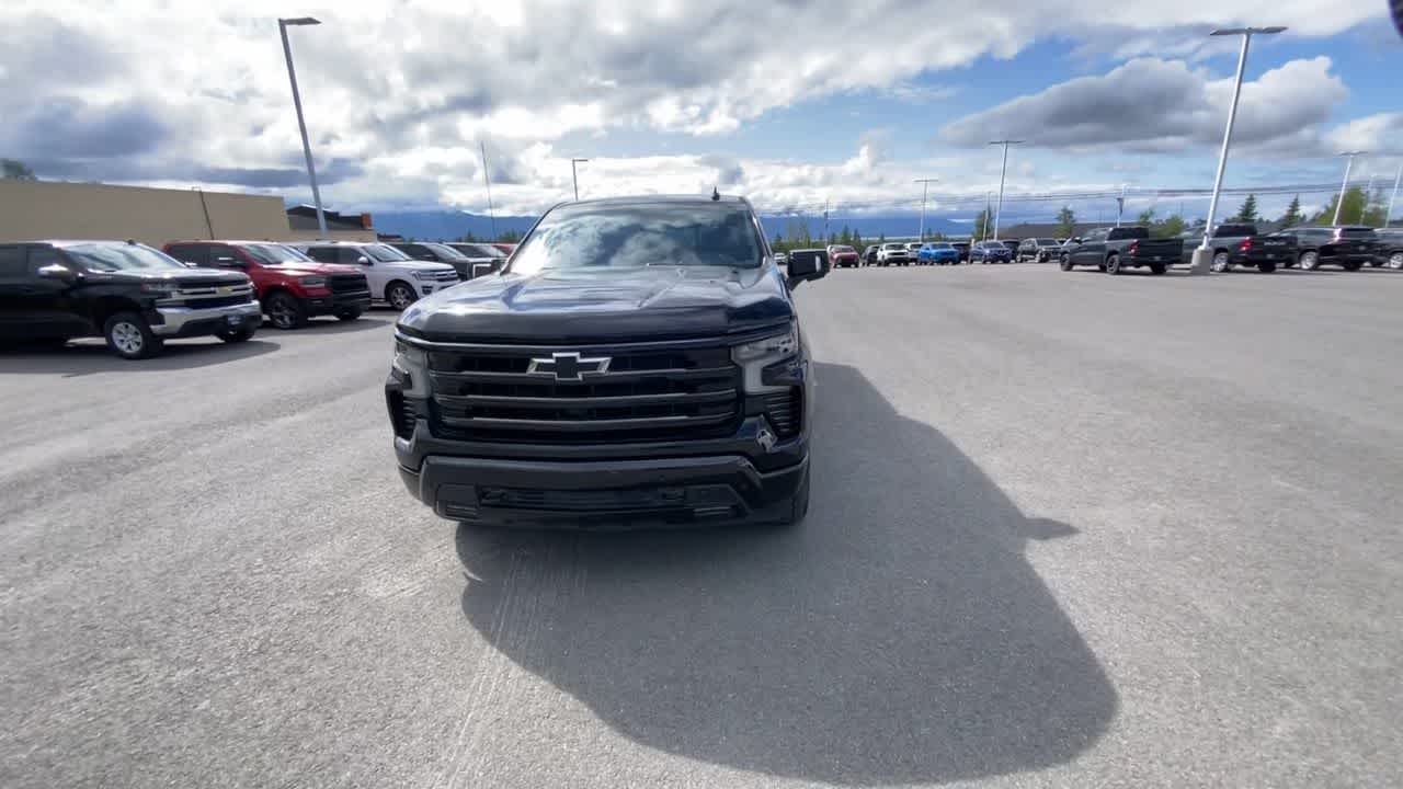 Thumbnail: 2024 Chevrolet Silverado 1500 - 8