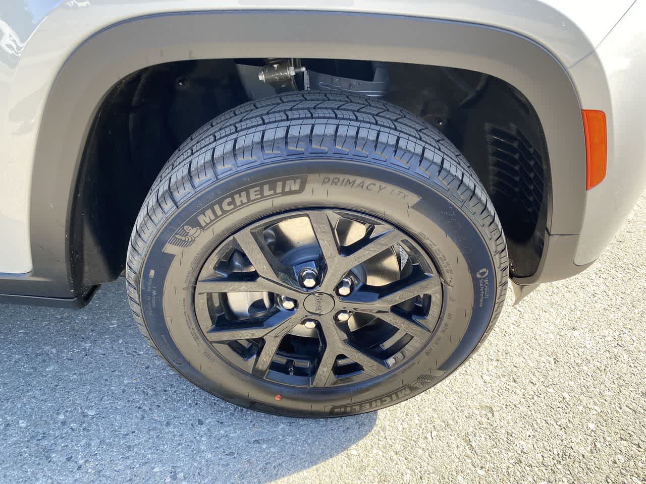 Thumbnail: 2026 Jeep Grand Cherokee - 10
