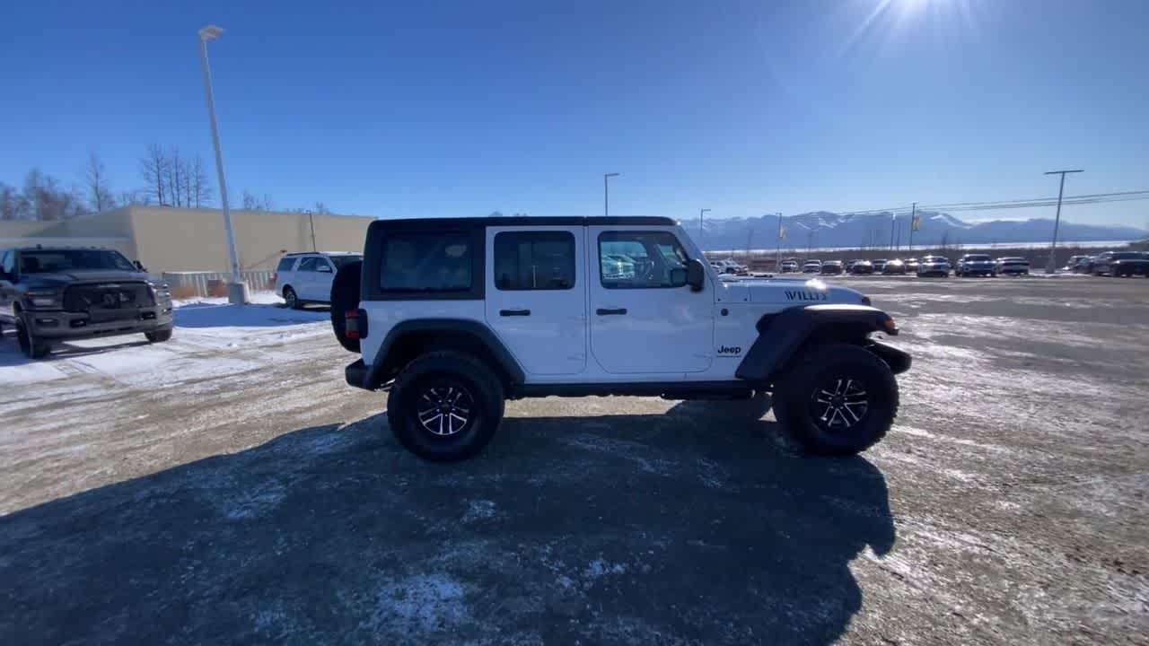 Thumbnail: 2026 Jeep Wrangler - 15
