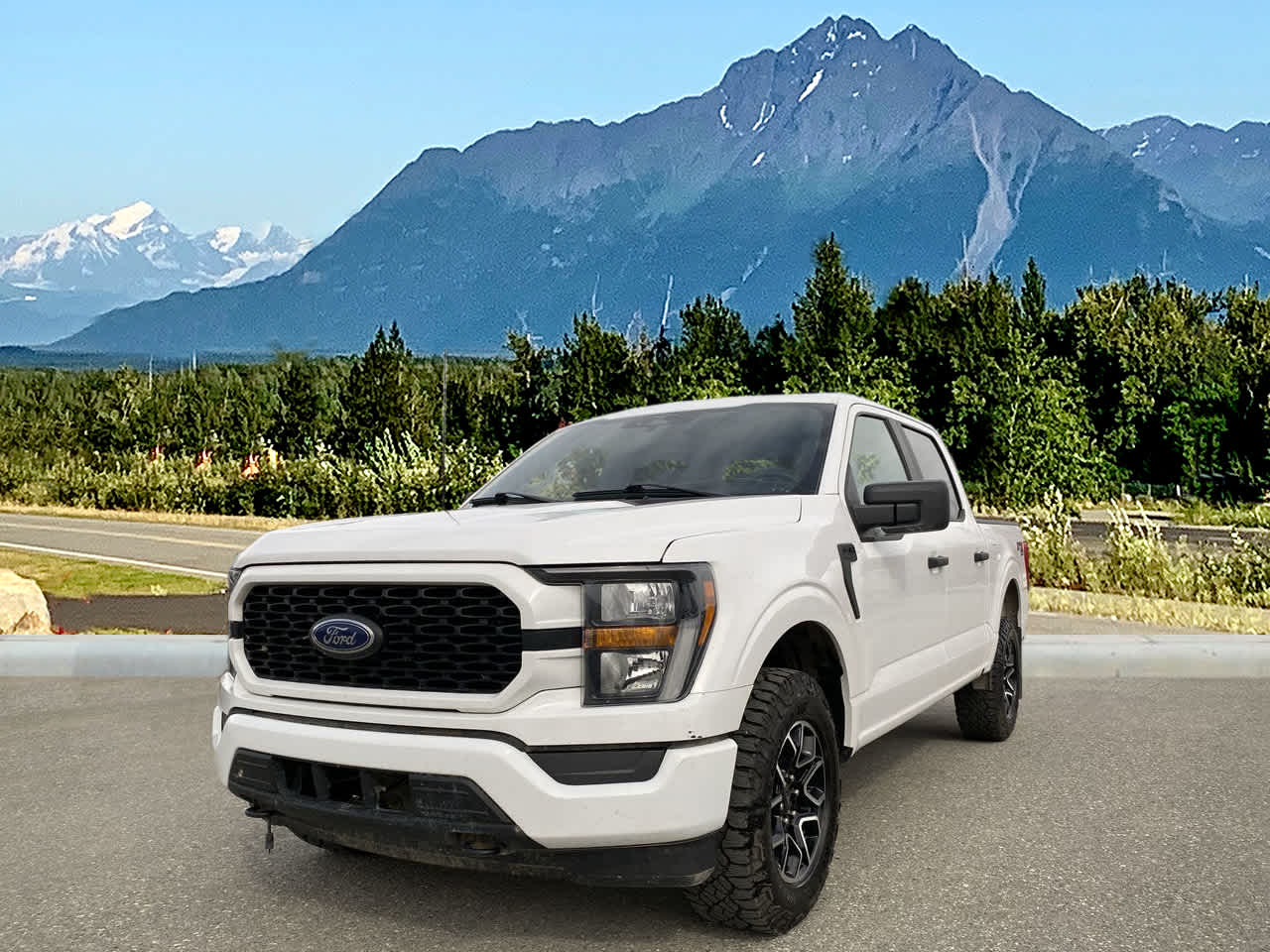 2023 Ford F-150 XL 4x4 SuperCrew 5-1/2 Box's photo