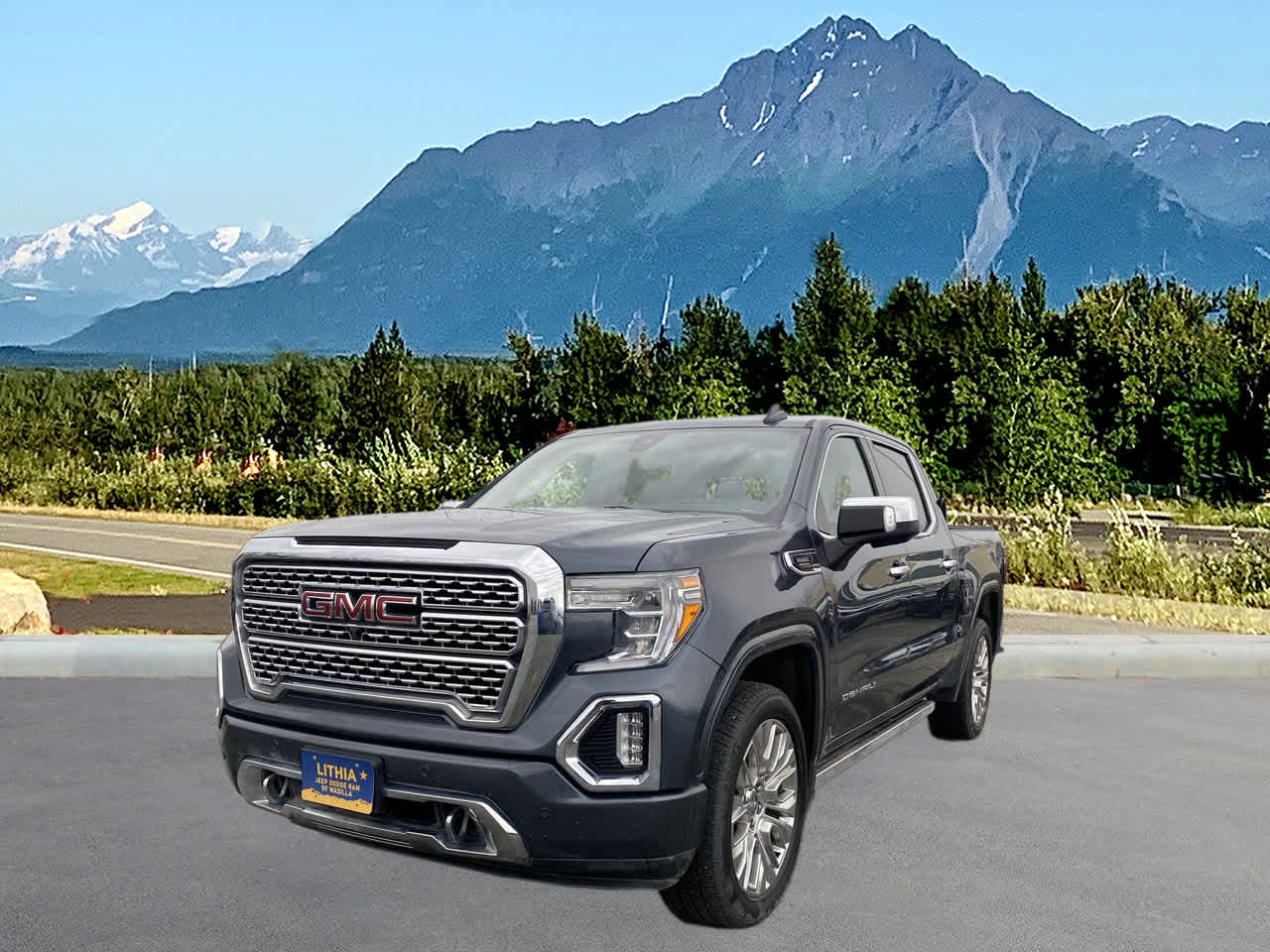 2021 GMC Sierra 4WD Crew Cab Short Box Denali's photo