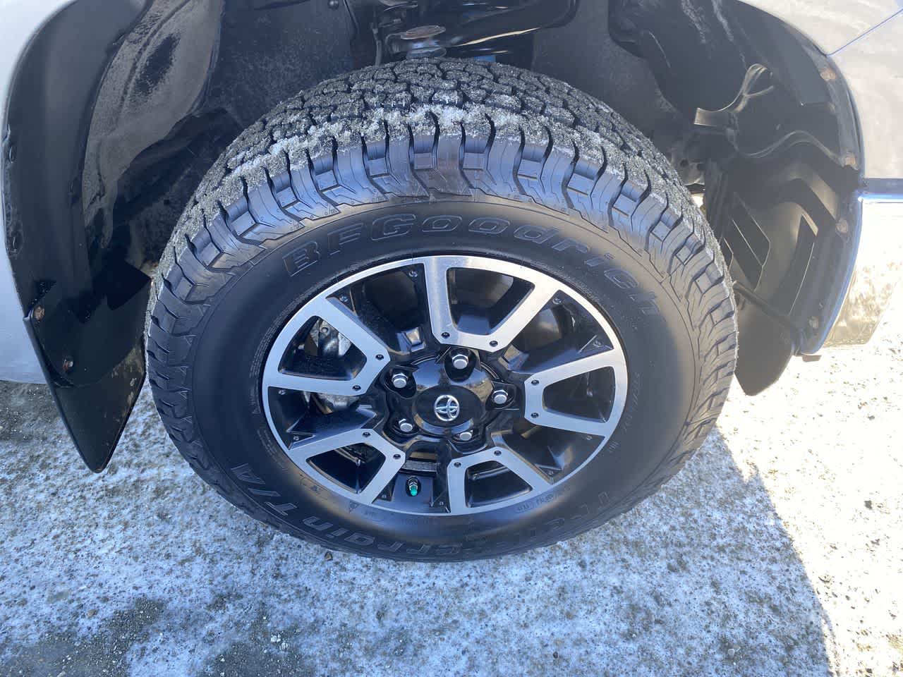 Thumbnail: 2018 Toyota Tundra - 10