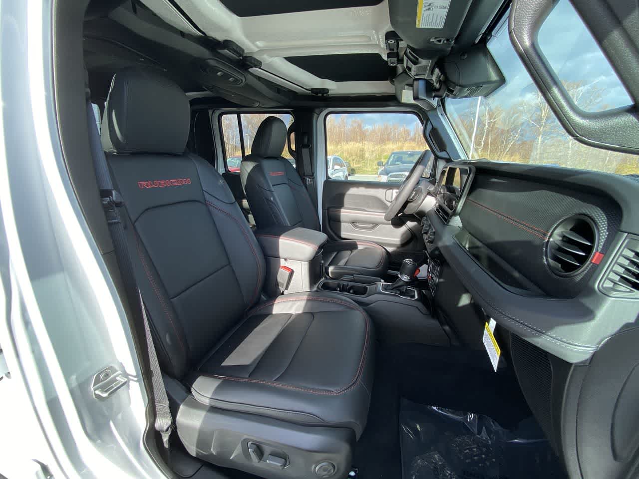 Thumbnail: 2025 Jeep Gladiator - 26