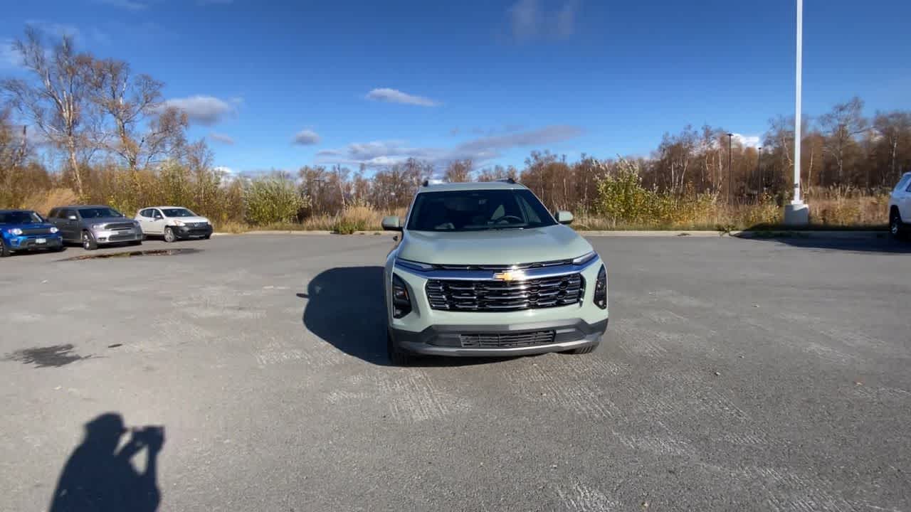 Thumbnail: 2025 Chevrolet Equinox - 3