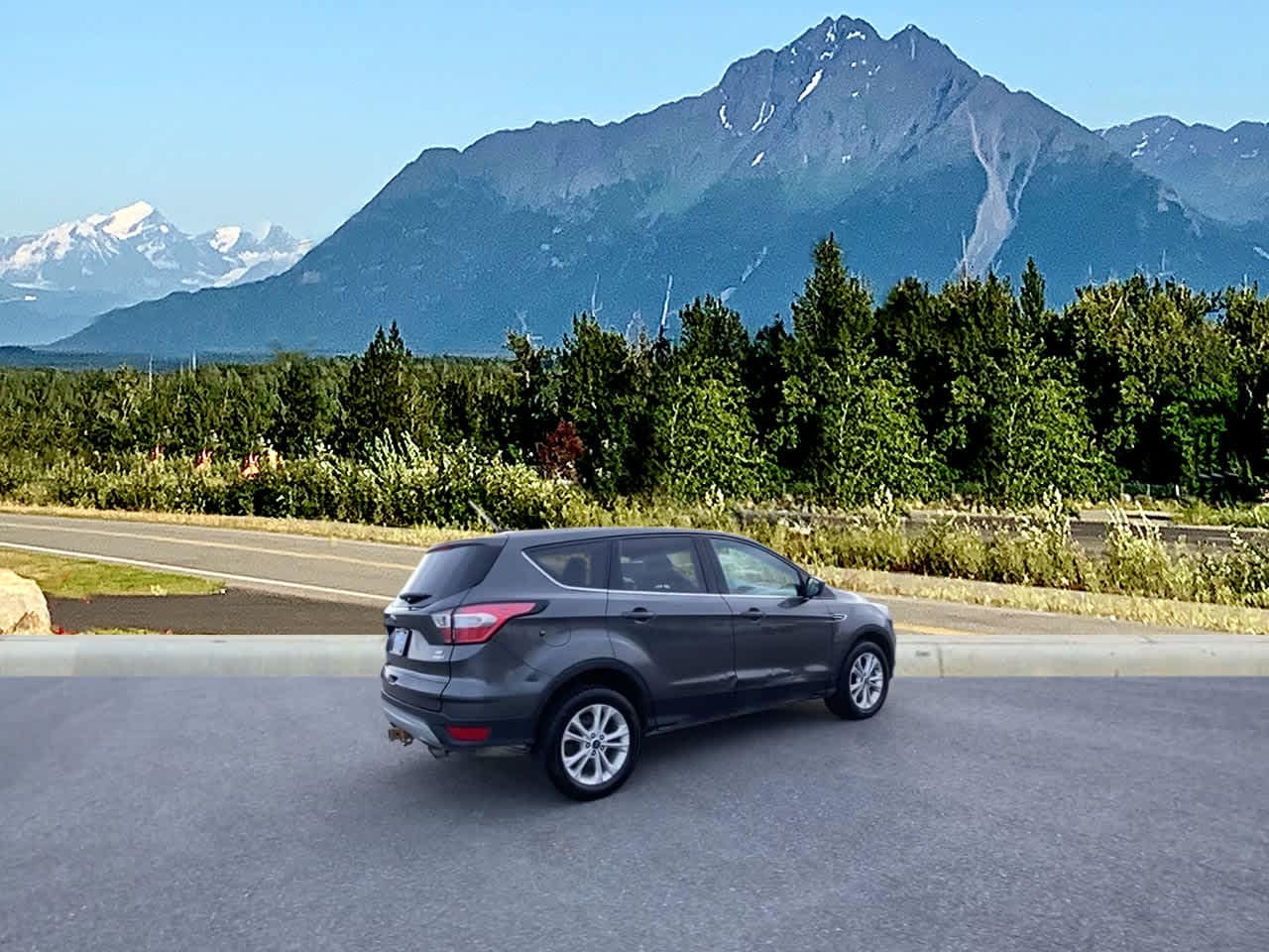 Thumbnail: 2017 Ford Escape - 6