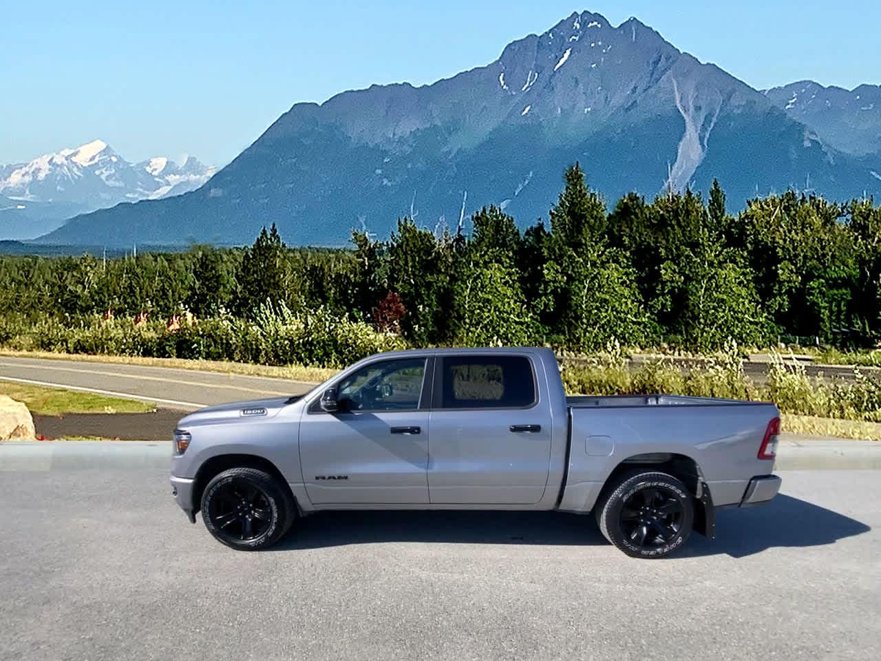 Thumbnail: 2024 RAM 1500 - 2