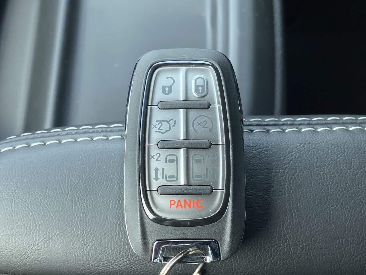 Thumbnail: 2027 Chrysler Pacifica - 21