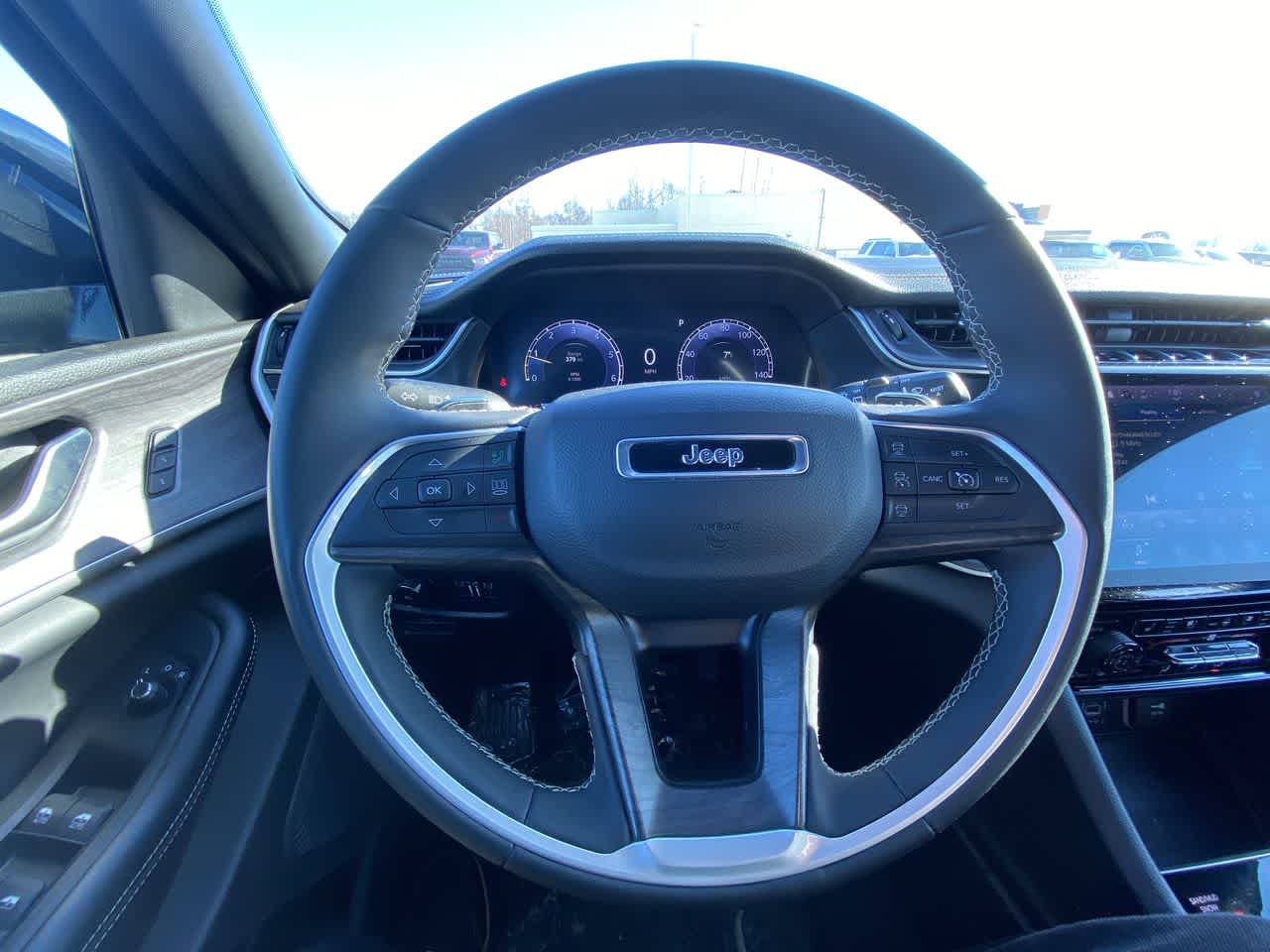 Thumbnail: 2024 Jeep Grand Cherokee L - 14