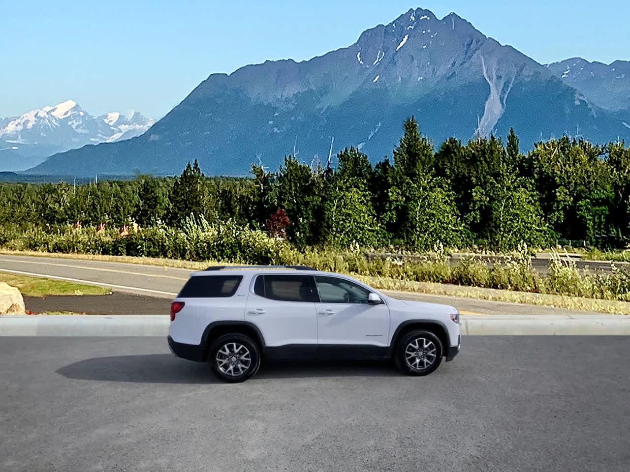 Thumbnail: 2023 GMC Acadia - 7