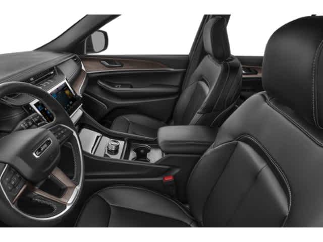 Thumbnail: 2026 Jeep Grand Cherokee - 8