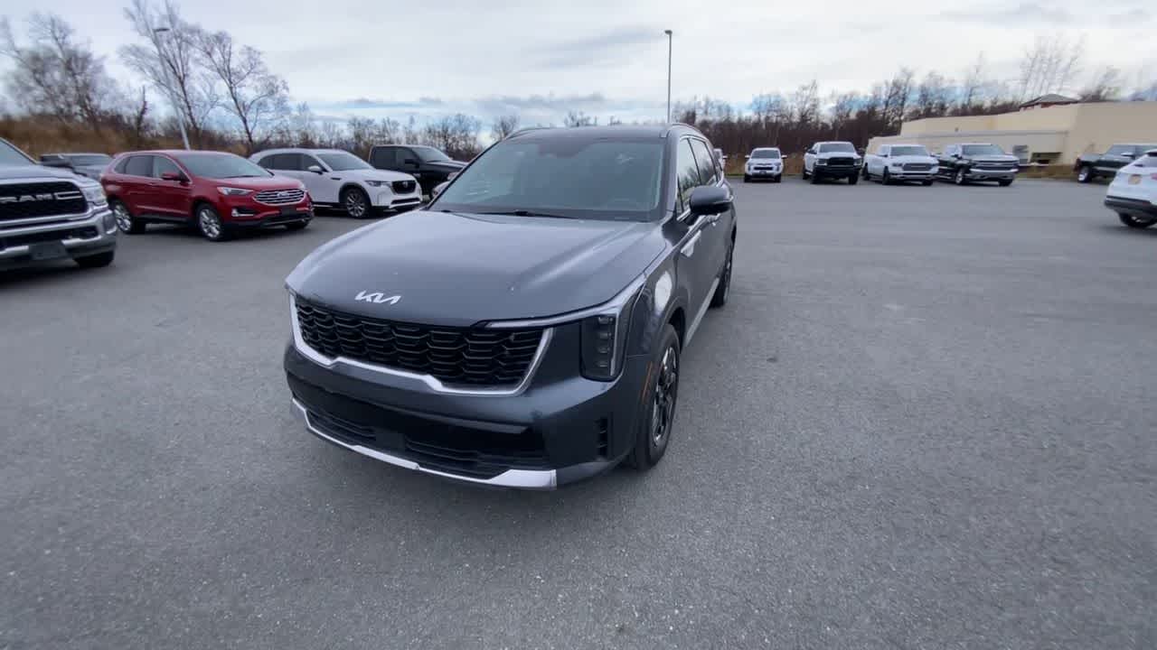 Thumbnail: 2024 Kia Sorento - 8