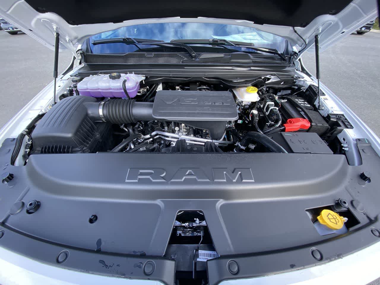 Thumbnail: 2025 RAM 1500 - 26