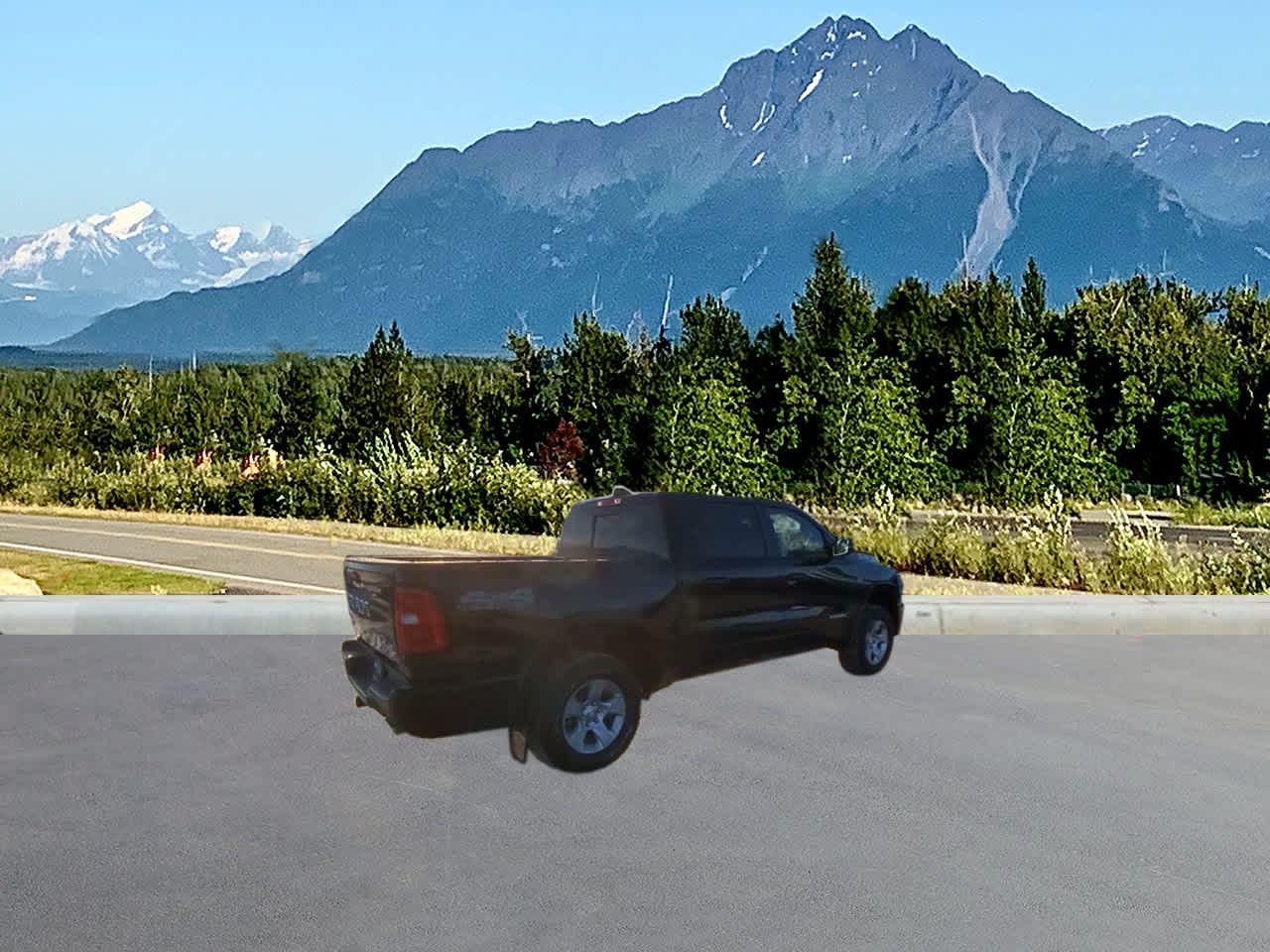 Thumbnail: 2026 RAM 1500 - 5
