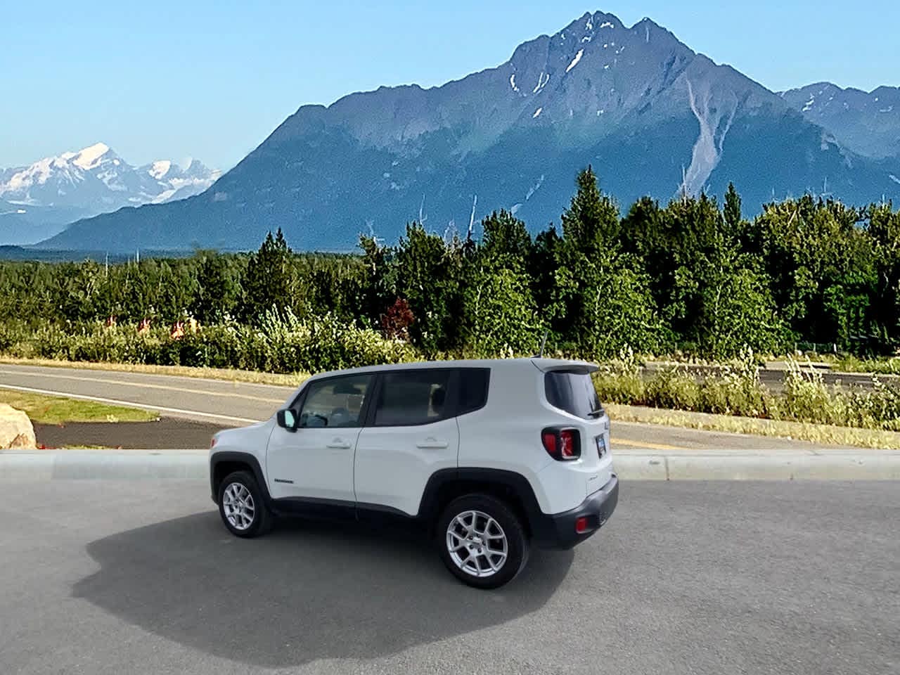 Thumbnail: 2023 Jeep Renegade - 3
