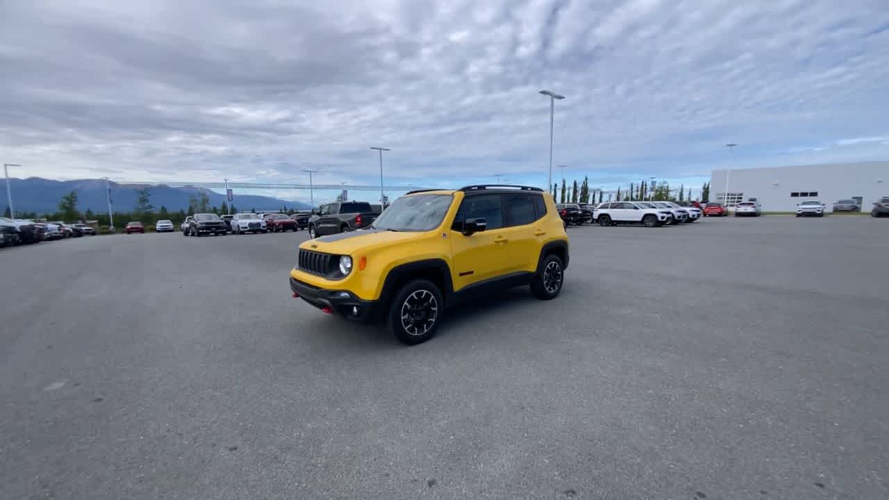 Thumbnail: 2023 Jeep Renegade - 9