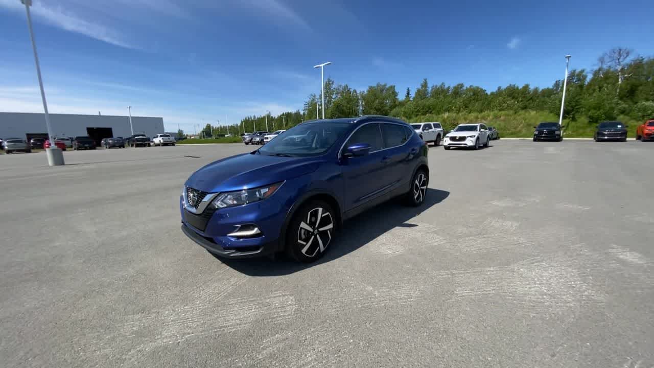 Thumbnail: 2022 Nissan Rogue Sport - 9