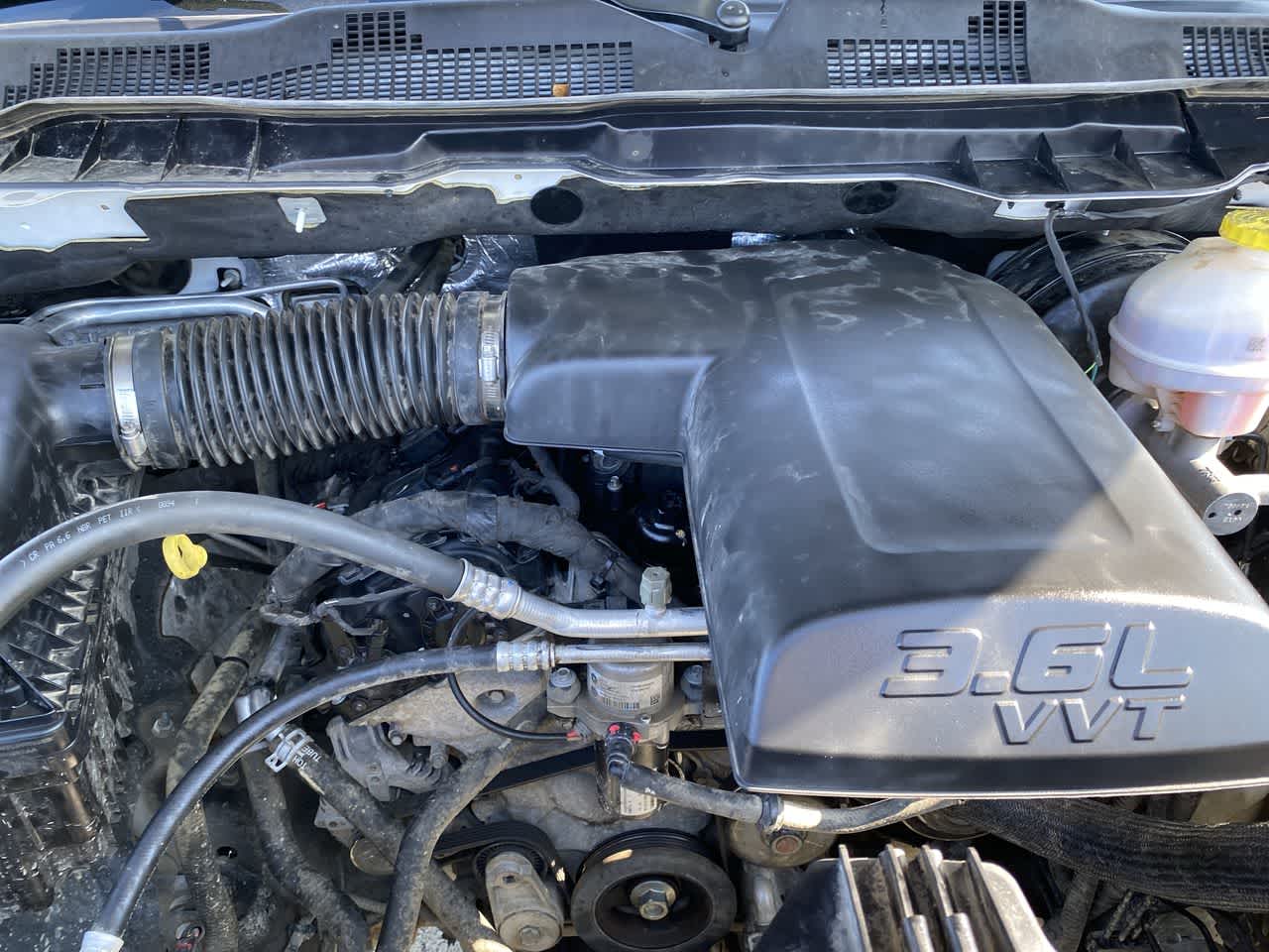 Thumbnail: 2024 RAM 1500 Classic - 27