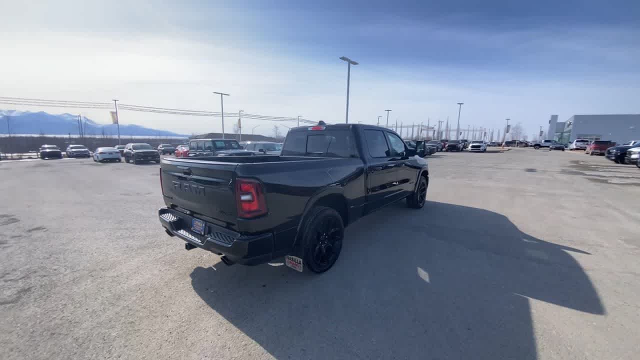Thumbnail: 2026 RAM 1500 - 8