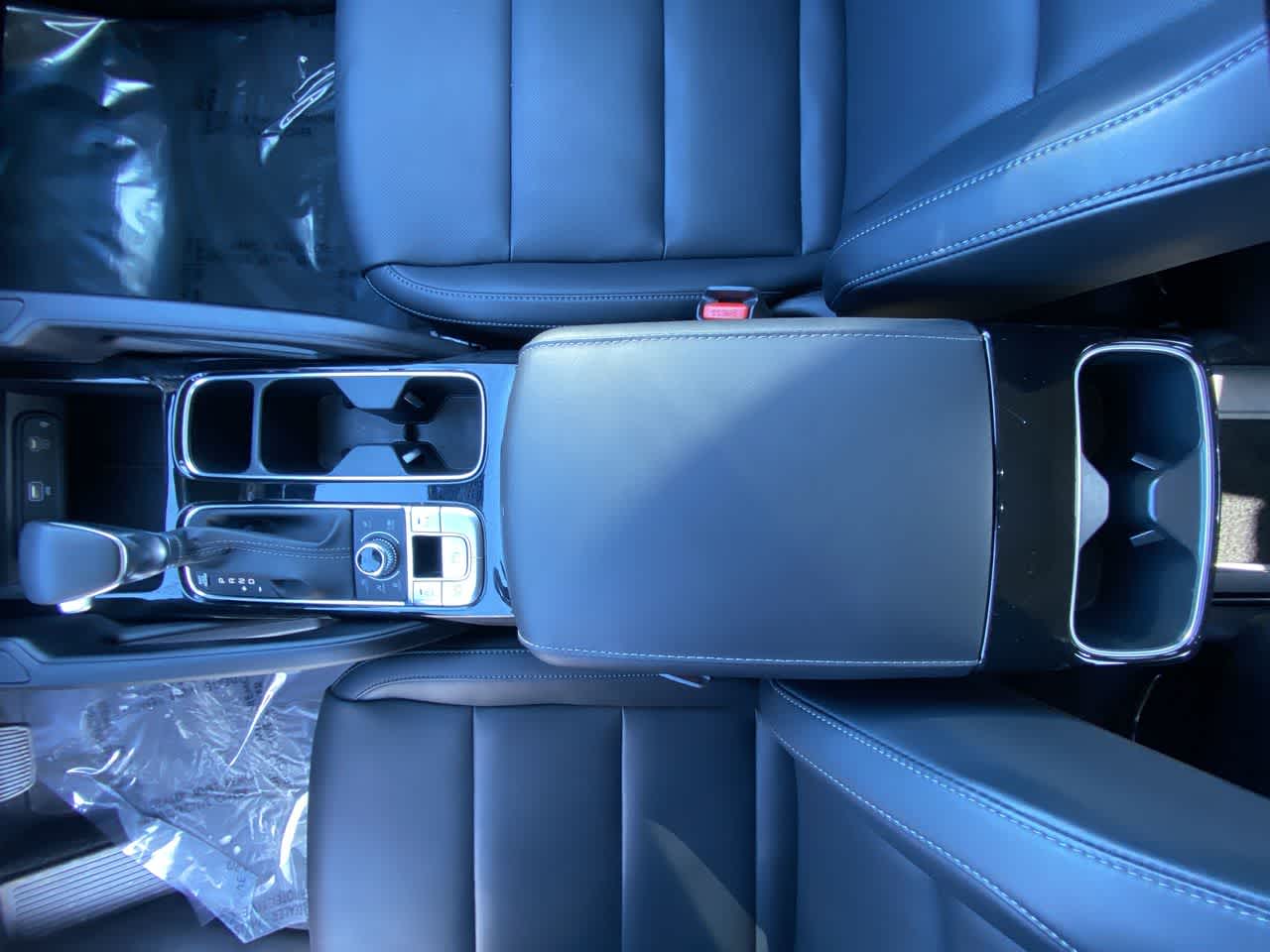 Thumbnail: 2025 Kia Telluride - 22