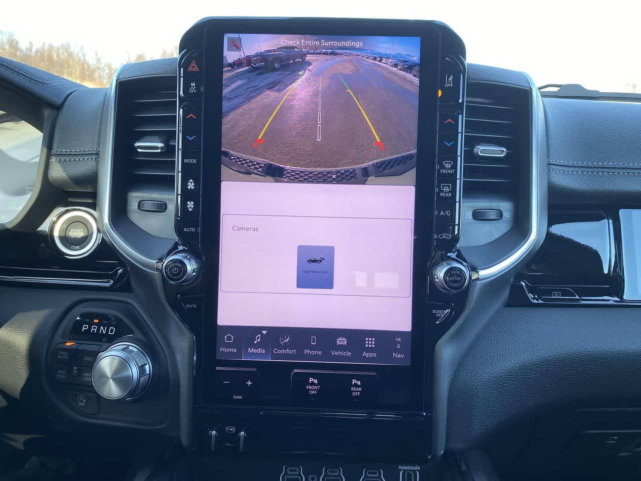 Thumbnail: 2026 RAM 1500 - 17