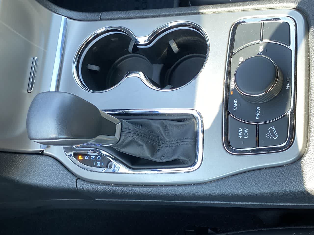 Thumbnail: 2021 Jeep Grand Cherokee - 26