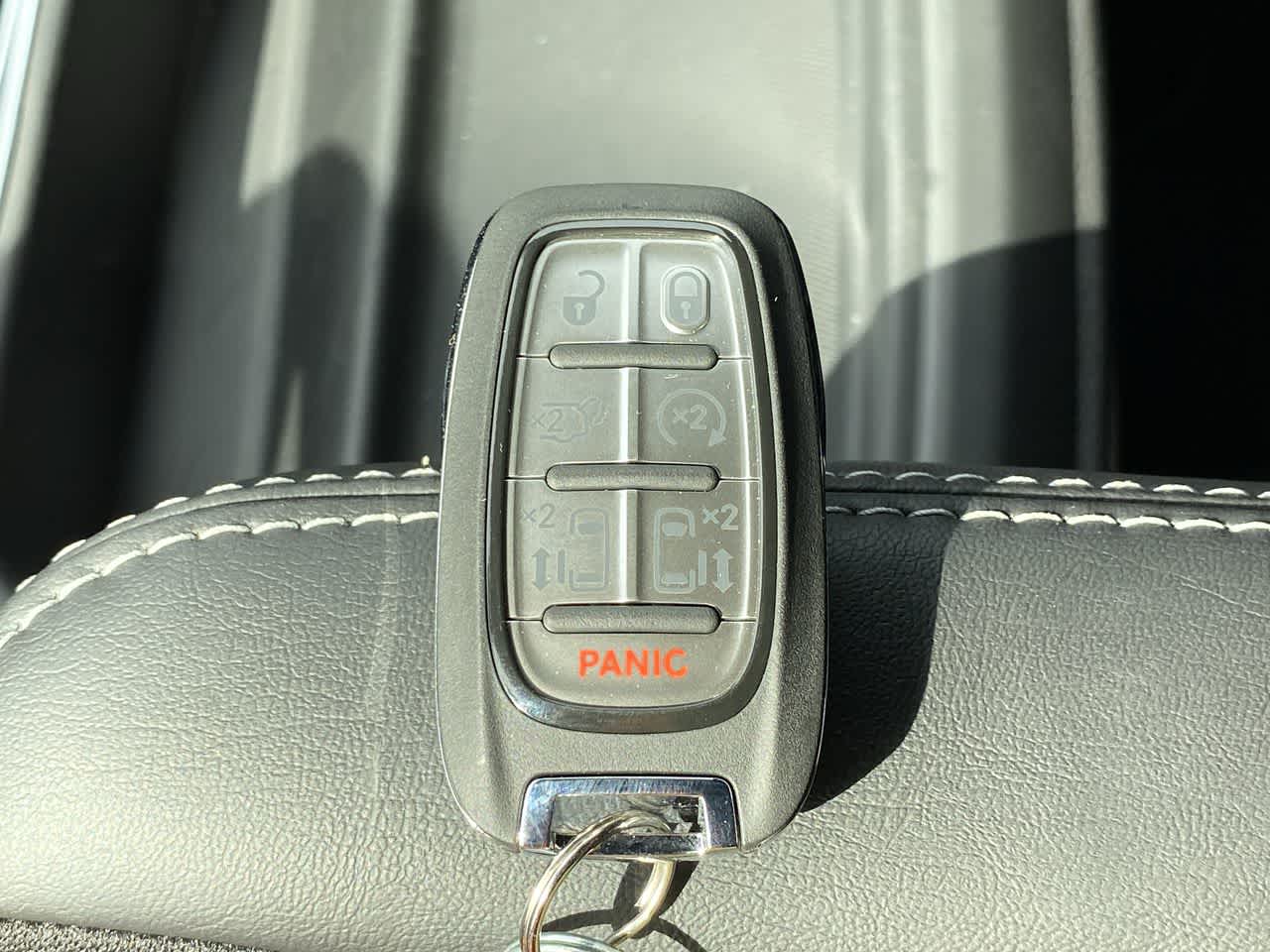 Thumbnail: 2027 Chrysler Pacifica - 21