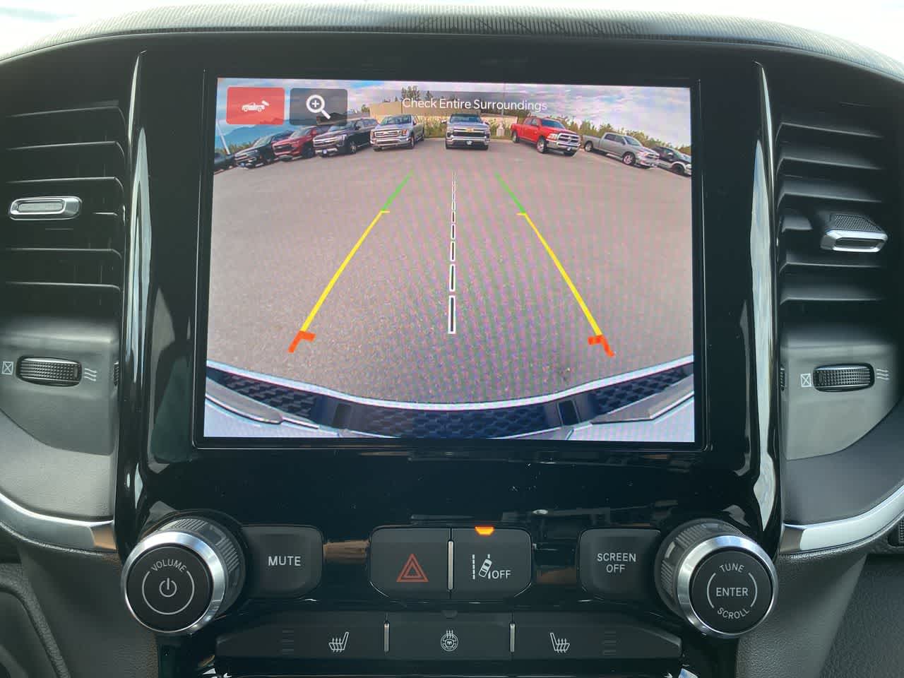 Thumbnail: 2025 RAM 1500 - 17