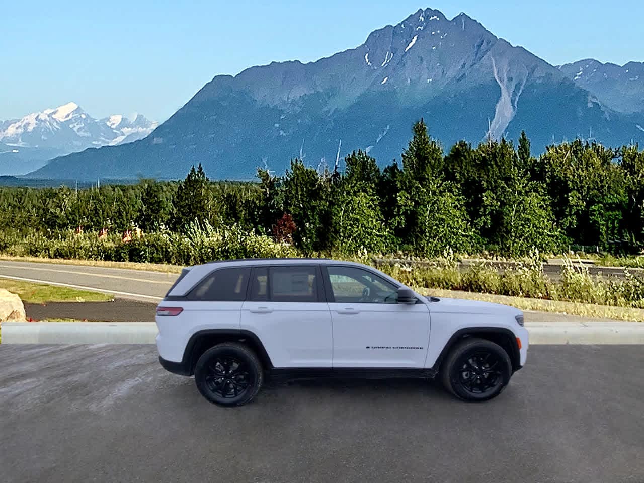 Thumbnail: 2026 Jeep Grand Cherokee - 8