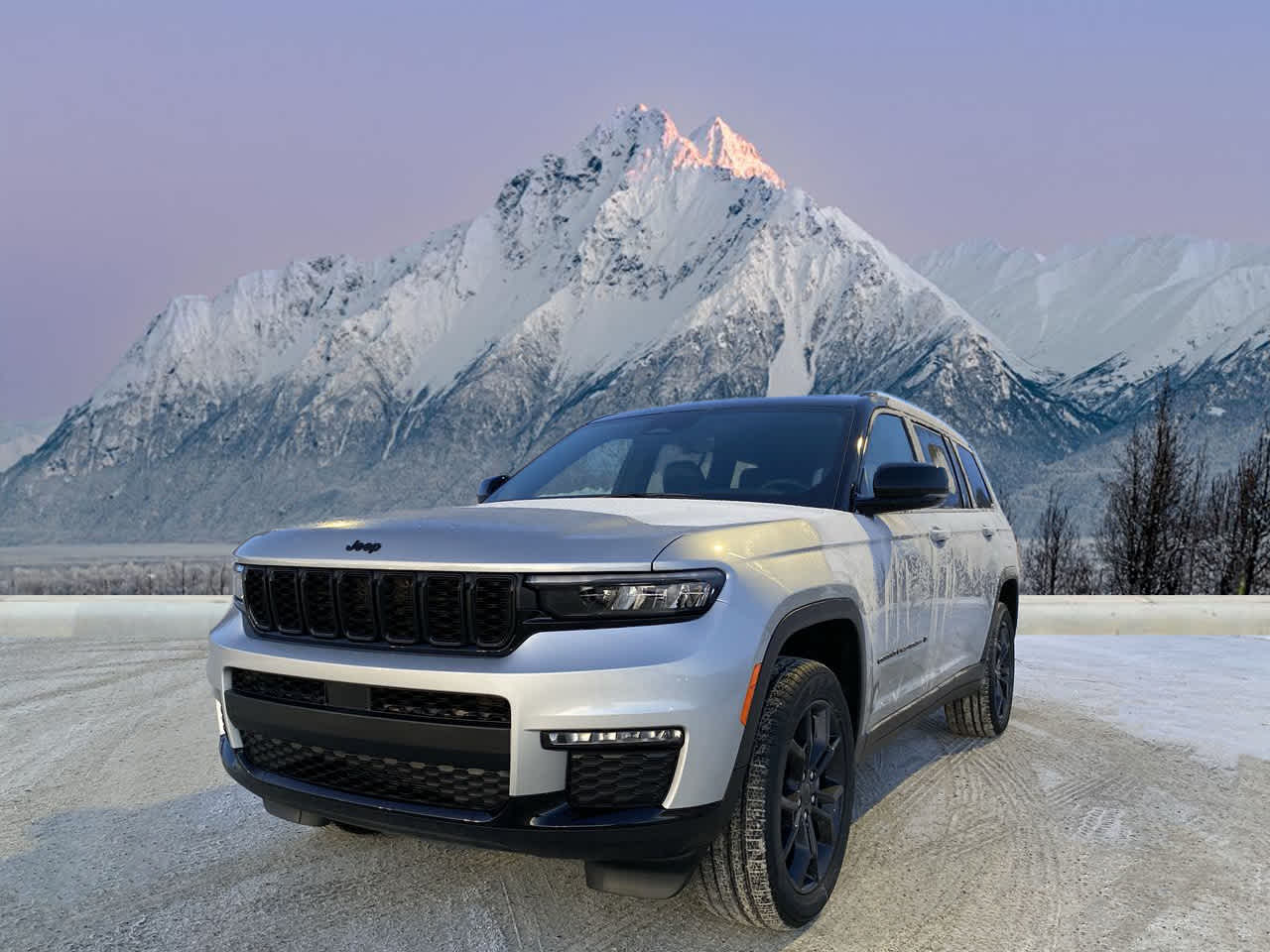 Thumbnail: 2025 Jeep Grand Cherokee - 1