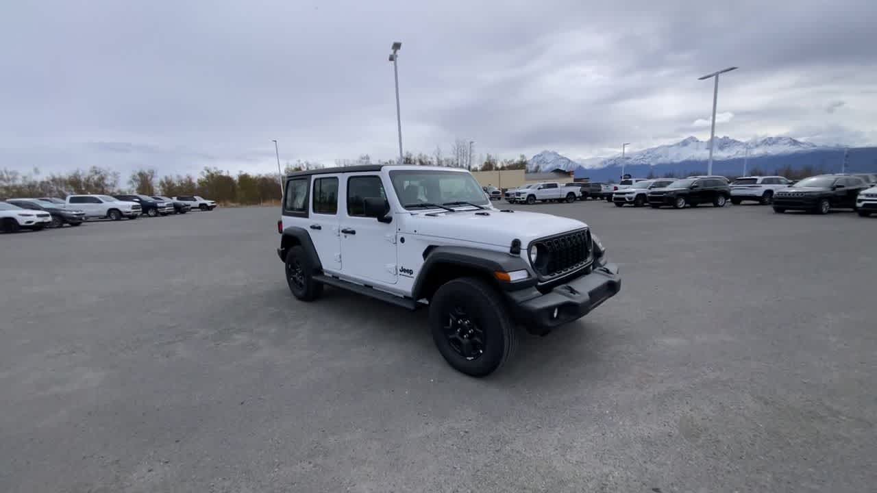 Thumbnail: 2025 Jeep Wrangler - 10