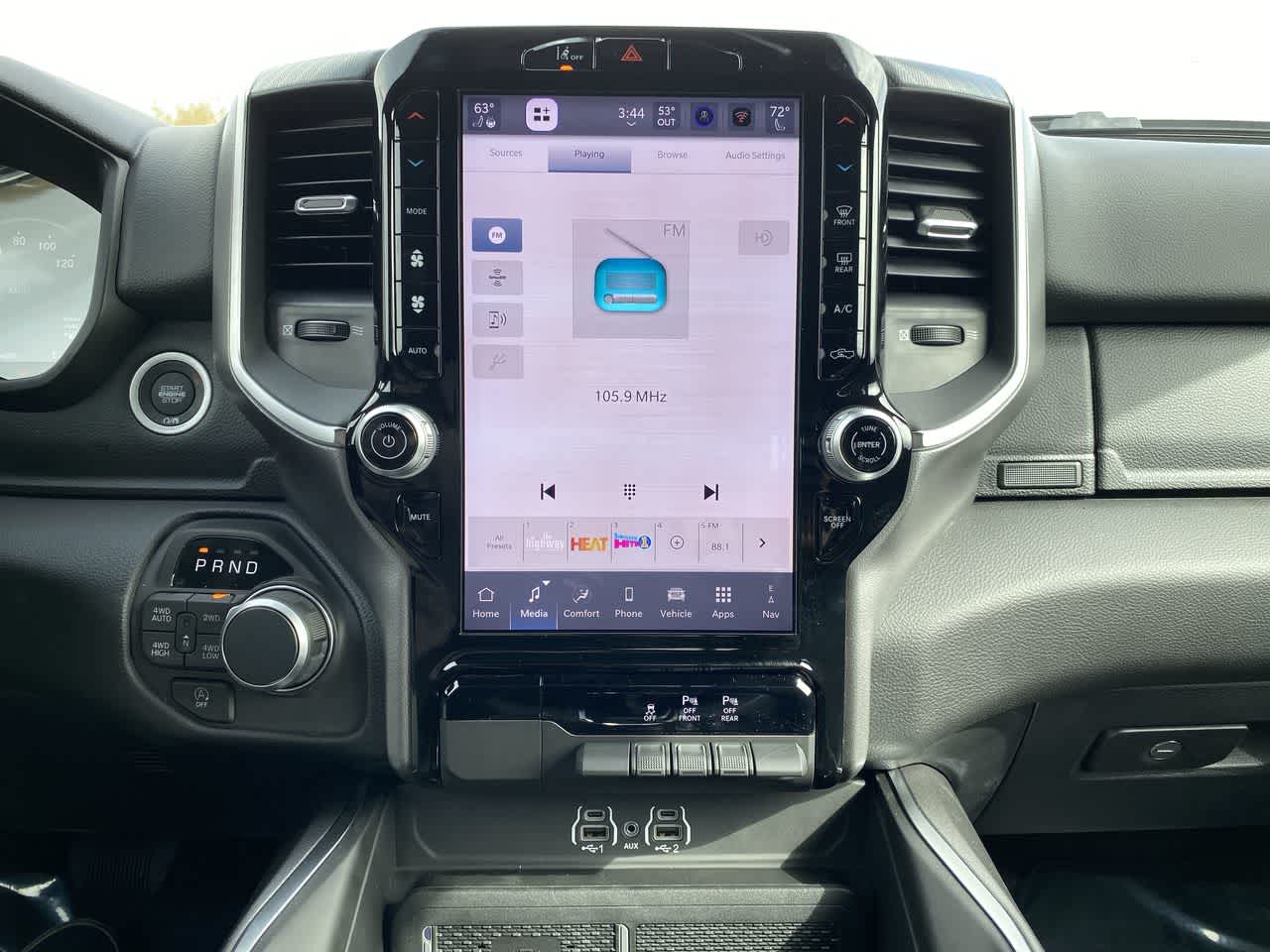 Thumbnail: 2025 RAM 1500 - 22