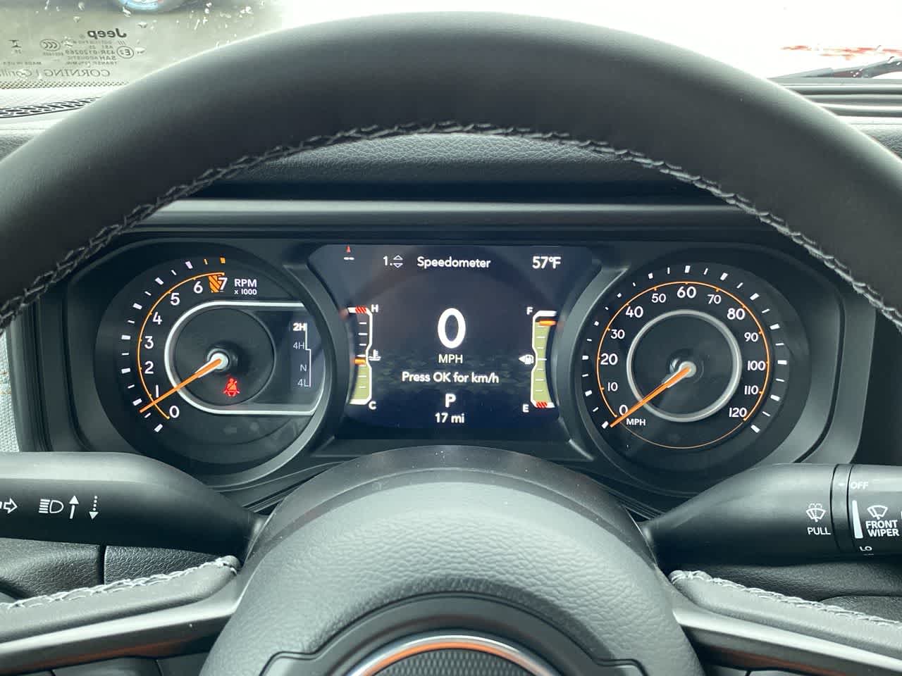 Thumbnail: 2025 Jeep Gladiator - 21