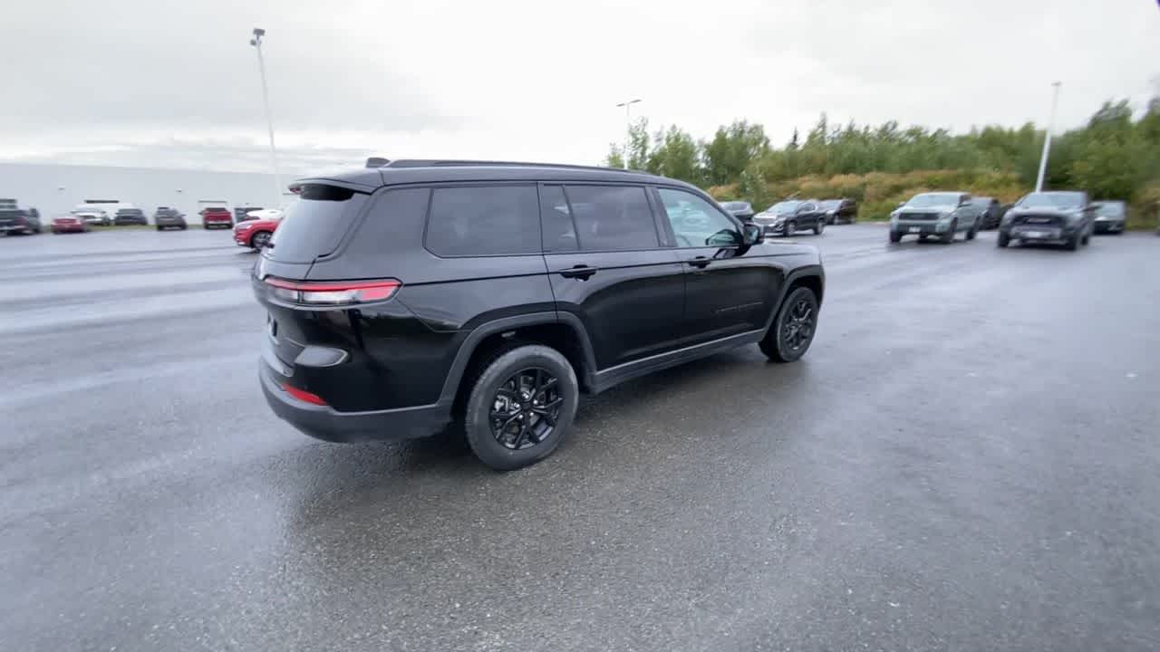 Thumbnail: 2024 Jeep Grand Cherokee L - 13